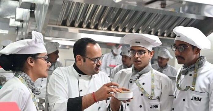 Hotel Management courses